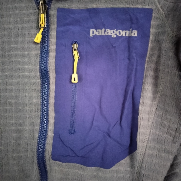 Patagonia Jacket Size Extra Small XS Reversible Blue Yellow Zip Sweatshirt - Picture 5 of 8